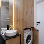 Rakowicka Modern In Downtown Cracow By Rent Like * Krakkó