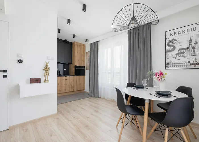 公寓 Rakowicka Modern In Downtown Cracow By Rent Like *