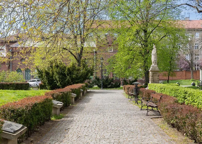 Rakowicka Modern In Downtown Cracow By Rent Like 公寓