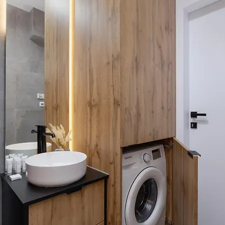 Rakowicka Modern In Downtown Cracow By Rent Like * Krakkó